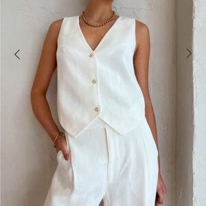 SIR. The Label Clemence Linen Vest Color: Ivory Size: 1